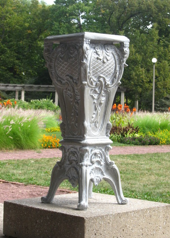 French Pedestal 30