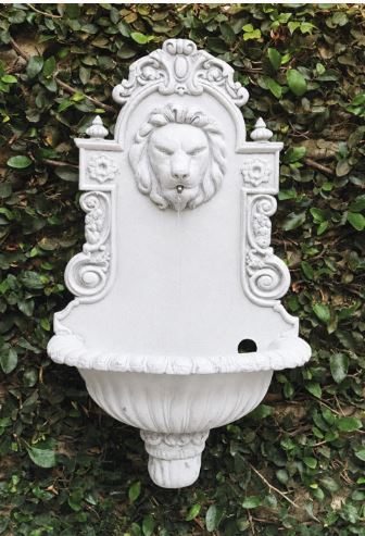 English Lion Wall Fountain