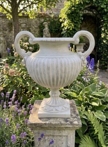 Trofeo Urn Lg 28